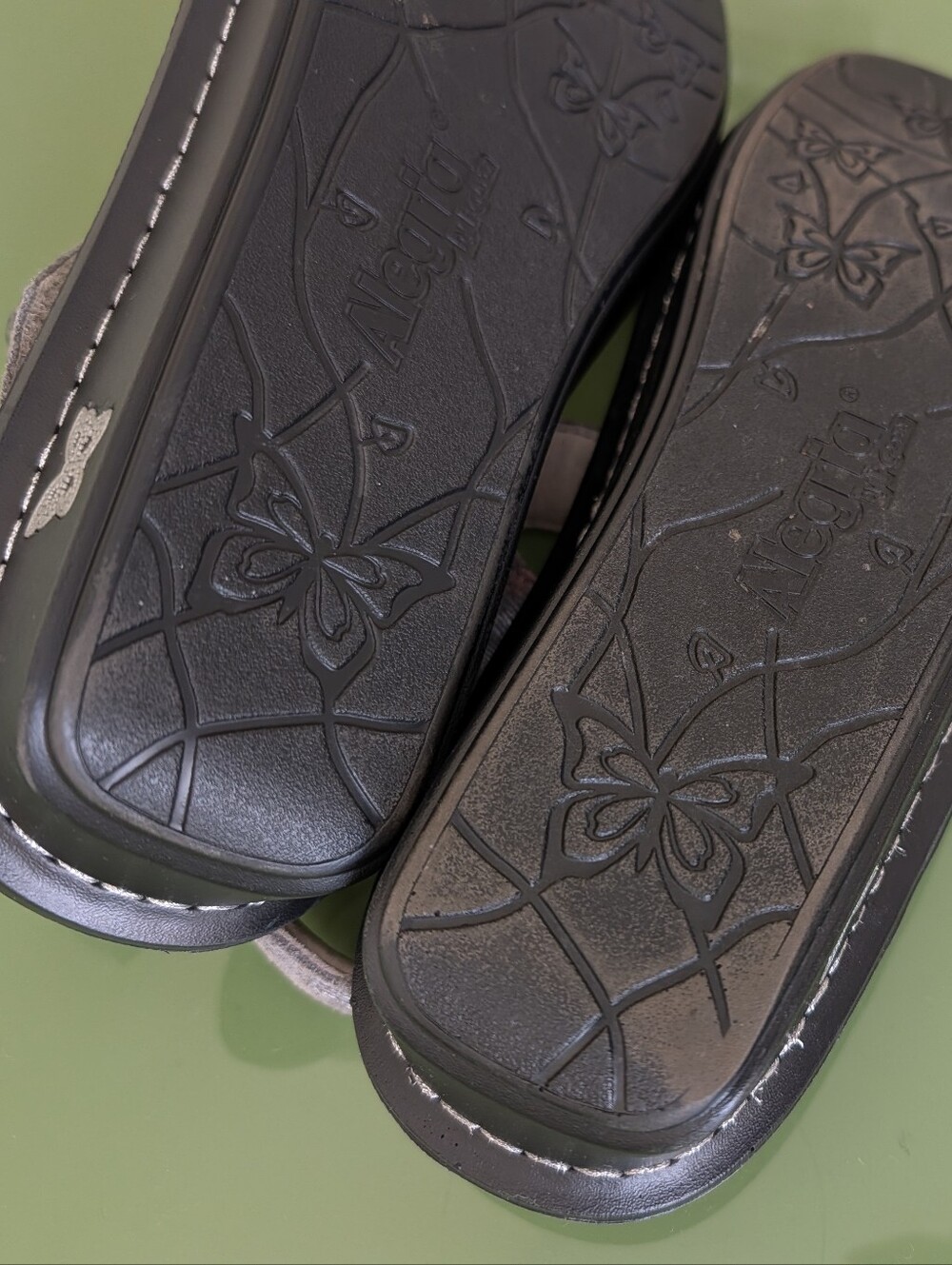 Alegria Leather Sandals Size 37 - Picture 9 of 10